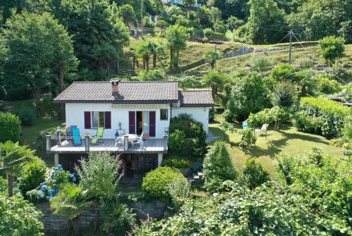 Zunanjost, Casa Bühler (Casa Buhler) in Caviano