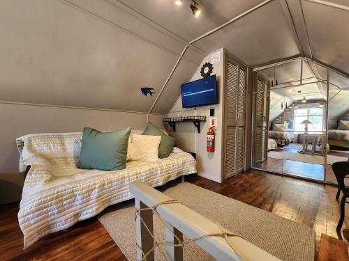 Port Royale Shelly Beach Guest House