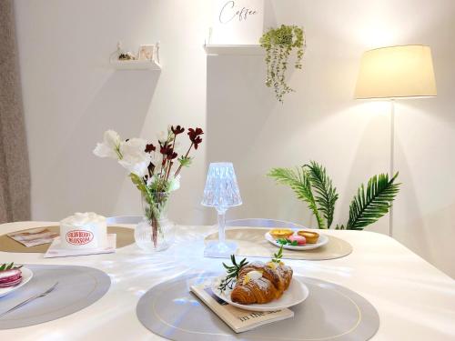 서울 더 휴 스테이, 서울  (The Hue stay, SEOUL) 싱글룸 로비