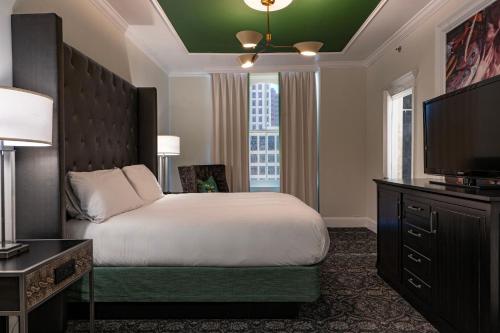 room detail thumbnail 0