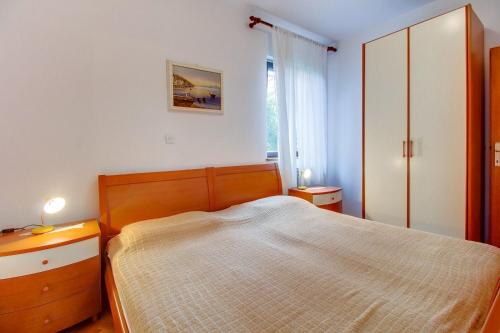Two-Bedroom Apartment image 5