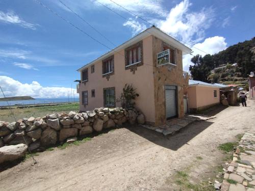 Hostal Inti Uma Kala in Challapampa