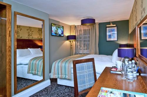 hotel photo