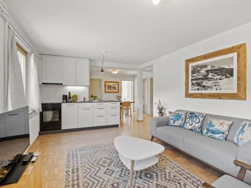 Apartment Bellavista 4 by Interhome in 帕潘