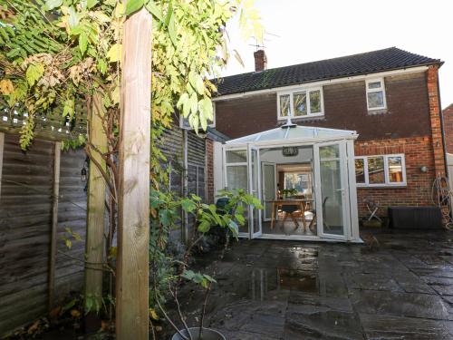 Exterior view, 7 Daltons Place in Arundel