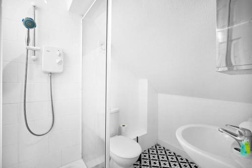 Modern Apartment - Accommodates 4 - On Street Parking Available 2CR, Birmingham (fotografie 5)
