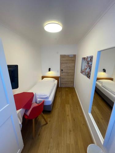 1 twin bed