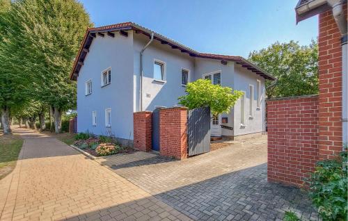 Stunning Apartment In Strasburg With Wifi