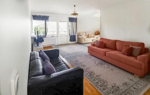 . 3 Bedroom Cozy Apartment In Visby