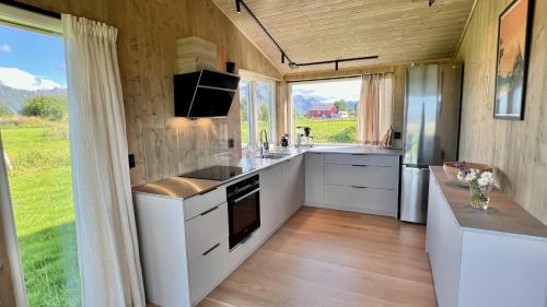virtuve, Sandsbu Cabin - Gimsøy Lofoten in Gimsoy