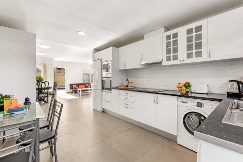 บริการและสิ่งอำนวยความสะดวก, Villa Esmerelda Sun in ซาลาดิโย เบนามารา