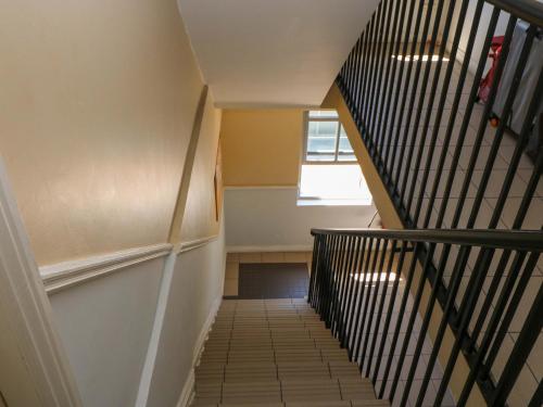 28 Long Quay - image 2