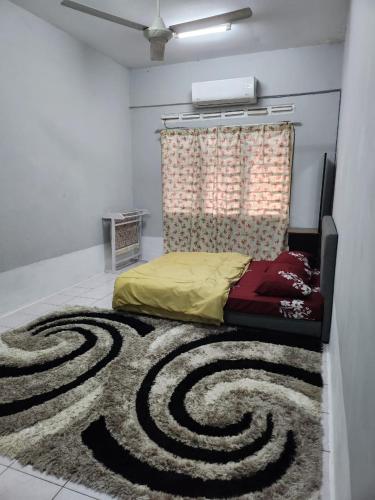 Taufiq 34 KLIA Sepang with 3 Airconds & Free Wi-Fi Taufiq 34 KLIA Sepang with 3 Airconds & Free Wi-Fi