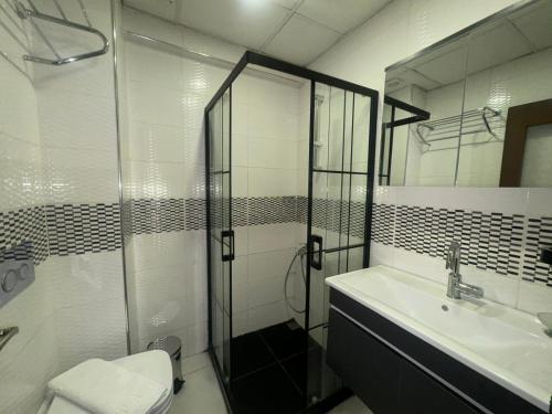 Raimond Hotel - image 11