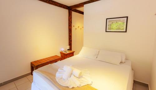 Classic Double Room image 2