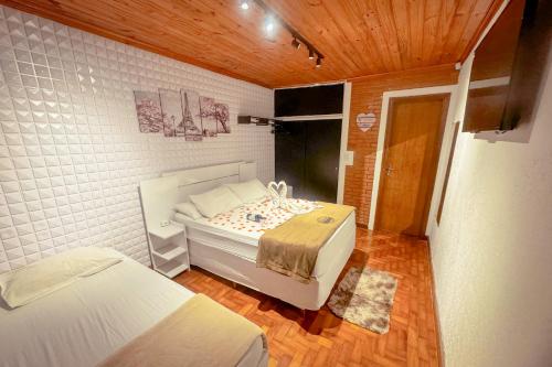 Double Room image 8