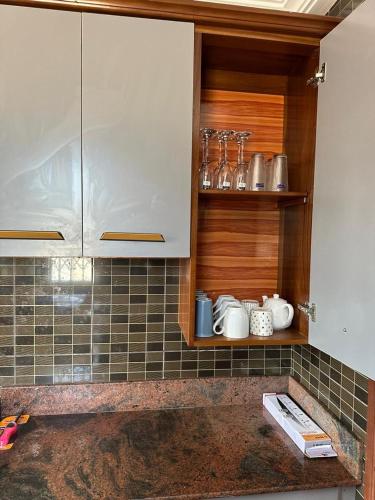Two-Bedroom Townhouse image 4