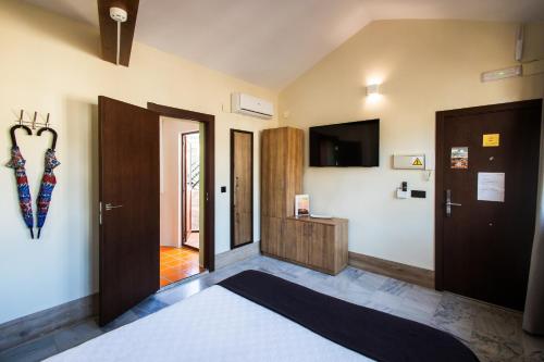 Apartamentos Reyes Católicos - main image