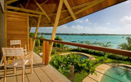 Beachfront villa BALADIROU ,3 bedroom in Calodyne, private pool - Tap to explore photos