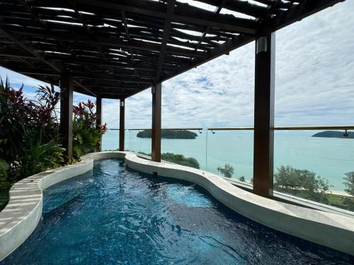 Lavanya Penthouse Private SKY Pool & 200° Sea View