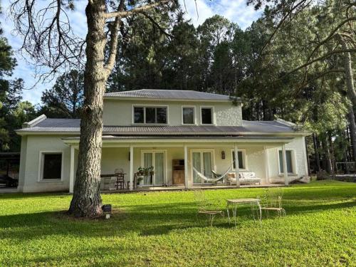 Amplia Casa Familiar en El Faro in Colonia Esterella