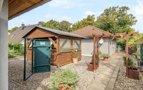 Buitenkant, Stine-Im Herzen Rügens (Stine-Im Herzen Rugens) in Patzig