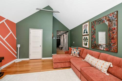 Lux Ohio City Gem in Cleveland, USA