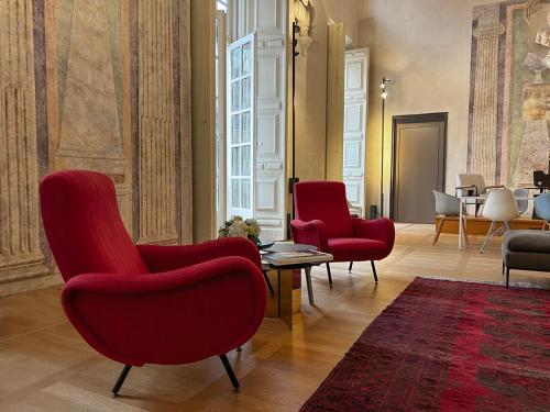 Hotel Palazzo Grillo near Chiesa del Gesù