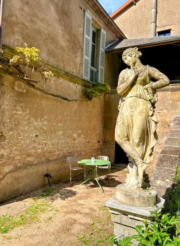 Manzara, Maison Constant - Le Séquoia (Maison Constant - Le Sequoia) in Autun