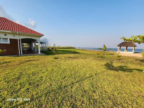 Asante Beach Villa in Chembe