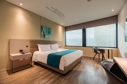 Hotel Estelar Square - Photo 1