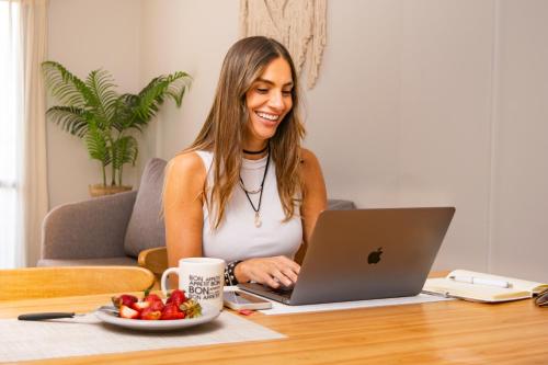 Food and beverages, Alisos 5 A con cochera in Ciudadela