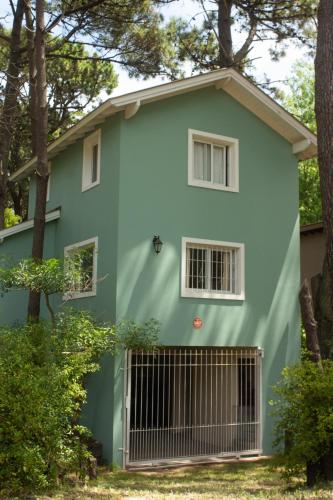 Casa equipada para 8 personas a tres cuadras del mar - Colibrí 1