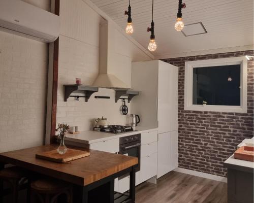 virtuve, Currawong Cabin in Curra