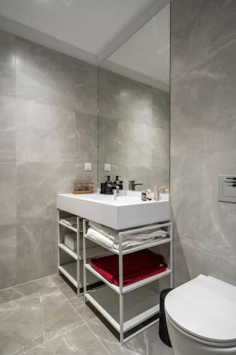 Orange in One Cotroceni