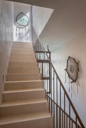 Stylish 3BR Villa with Rooftop Plunge Pool La Veleta Tulum - image 4