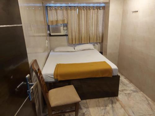 Glitz Hotels Sai Guest House - Nr Inorbit Mall Vashi - Photo 4