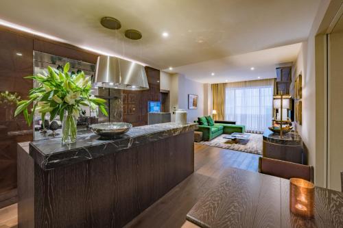 Stock Exchange Hotel - main image