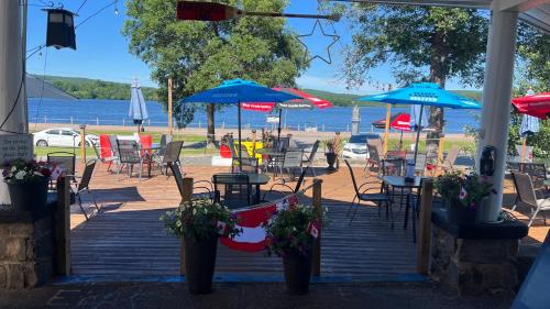 Létesítmények, The Ash Grove Inn in Barrys Bay (ON)