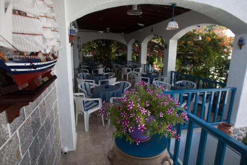 Nefeli Hotel - main image