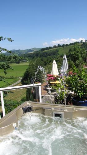 Chateau Porthos Tranquillite des Pyrenees in Lanne-en-Baretous