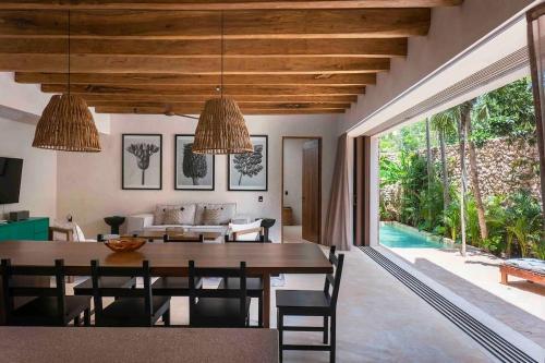 Spacious Chic Villa 3BR Gated Concierge Service Room Type - Villa