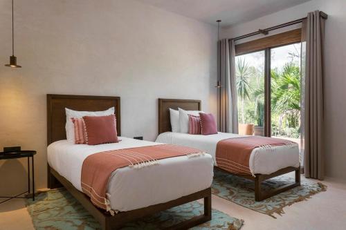 Boho Chic 3BR Villa La Veleta Rooftop & Private Pool - image 5