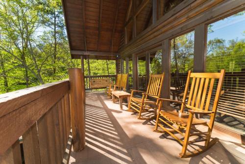 Bears Lair cabin Chalet