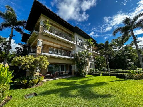 Los Suenos condominio en Del Mar in Copey