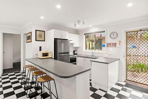 Prez Cote La Plaz - Pet Friendly -1 Min Walk to Beach in 傑維斯灣