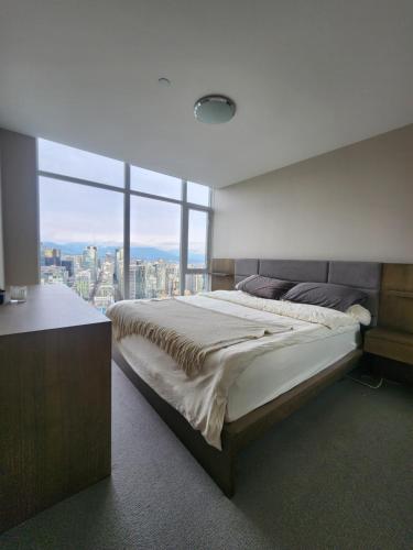 Yaletown Sub Penthouse 2 Bed 2 Bath in Vancouver, Canada