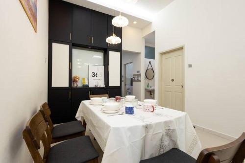 Retro Homestay Ipoh•Semi D•15pax•Wedding in Menglembu