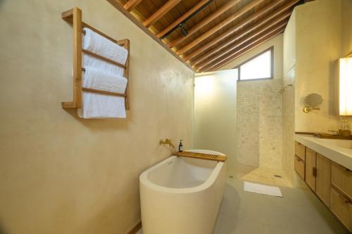Suite image 5