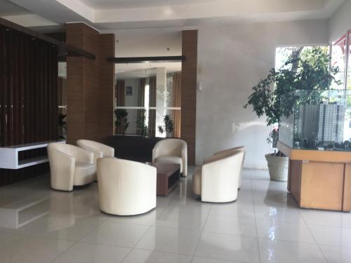 Relaxing Studio at Pinewood Apartment near UNPAD Jatinangor By Travelio Relaxing Studio at Pinewood Apartment near UNPAD Jatinangor By Travelio